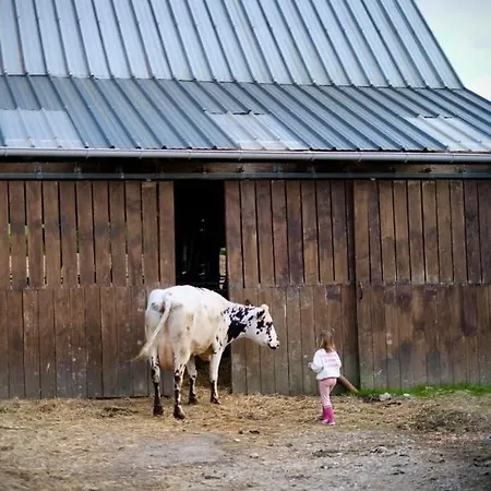 D'hotes A La Ferme De La Porte En Aix Pour 5 Penzion