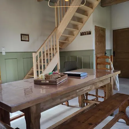 D'hotes A La Ferme De La Porte En Aix Pour 5 Guest house