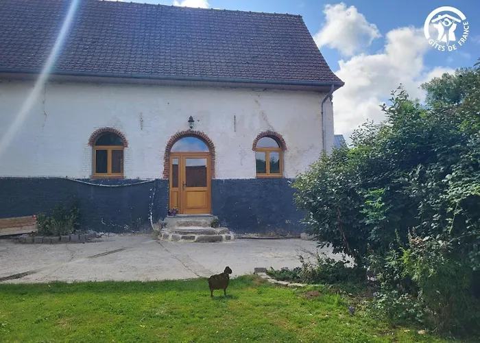 D'hôtes à La Ferme De La Porte En Aix Pour 5 * Aix-en-Issart